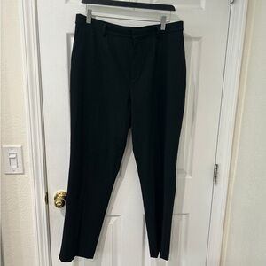 Uniqlo Classic Black Smart Ankle Pants